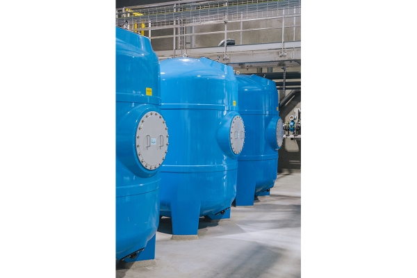 aqveoswaterzuiveringsinstallglasfilters.jpg