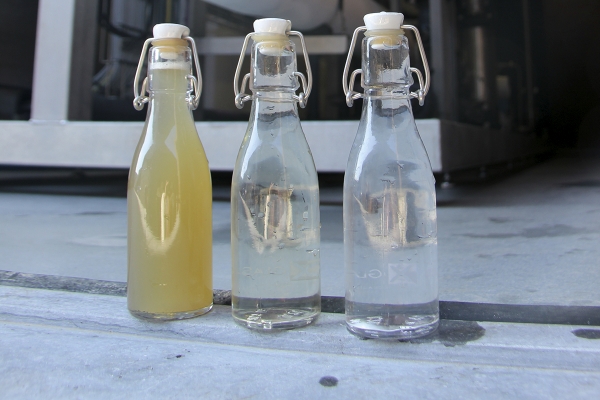 beeld2brouwerijwestmalle1afvalwaterflesje2nadembrwateraanviskwaliteiten3waterkangebruikenbrouwerij.jpg
