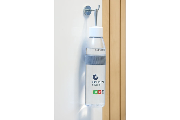 drinkbaarwaterherbruikbareflesvoormedewerkers003.jpg